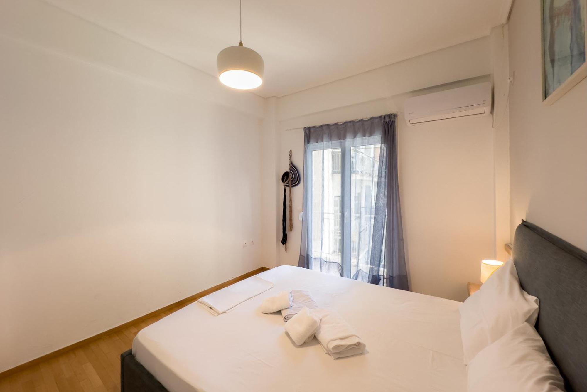 Urban Comfort Apt Near Downtown Atenas Exterior foto