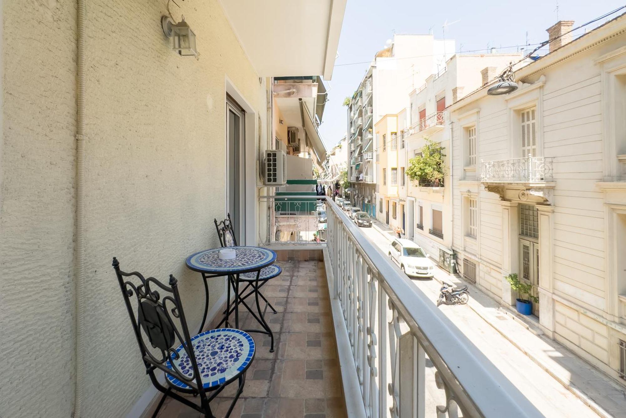 Urban Comfort Apt Near Downtown Atenas Exterior foto