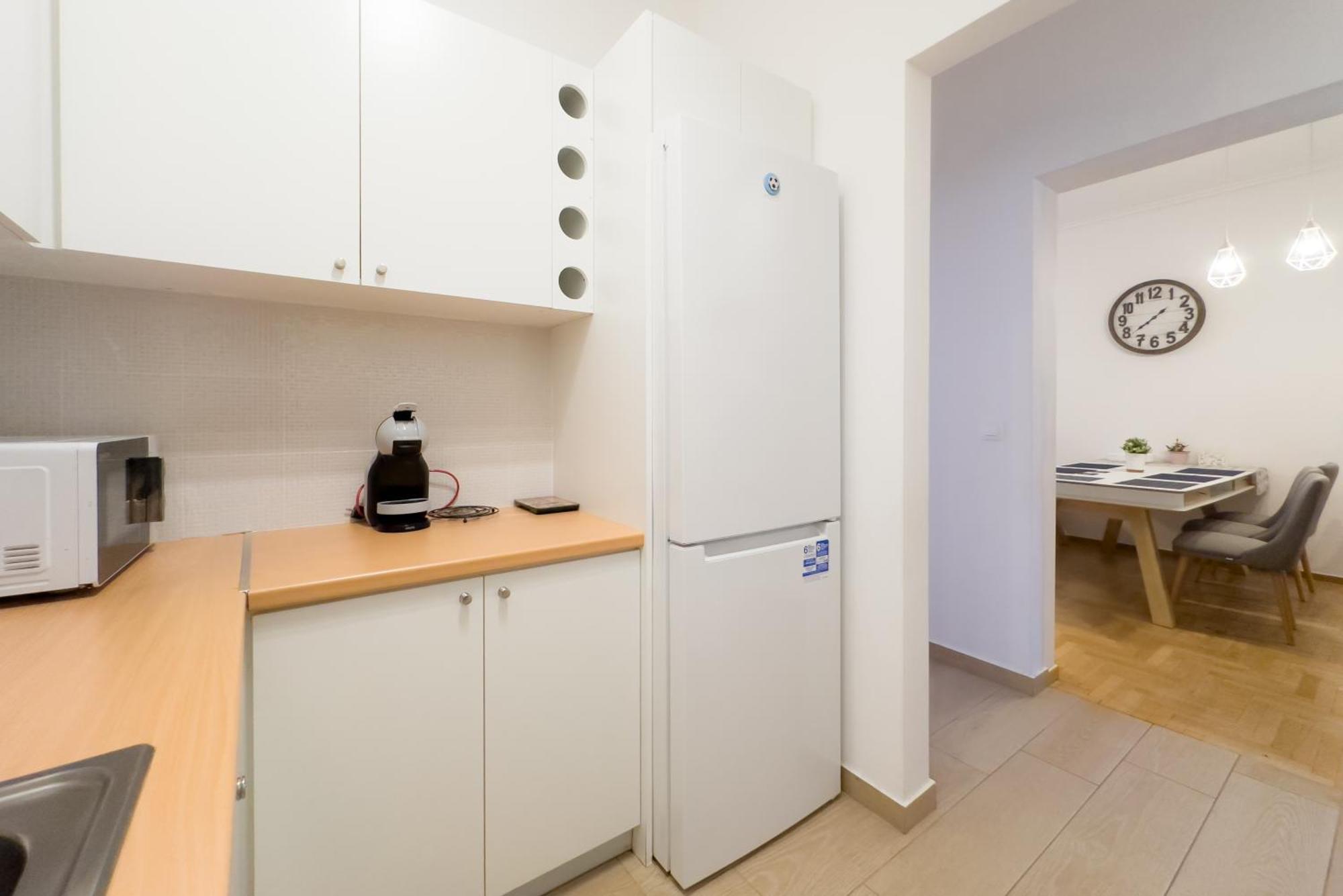 Urban Comfort Apt Near Downtown Atenas Exterior foto