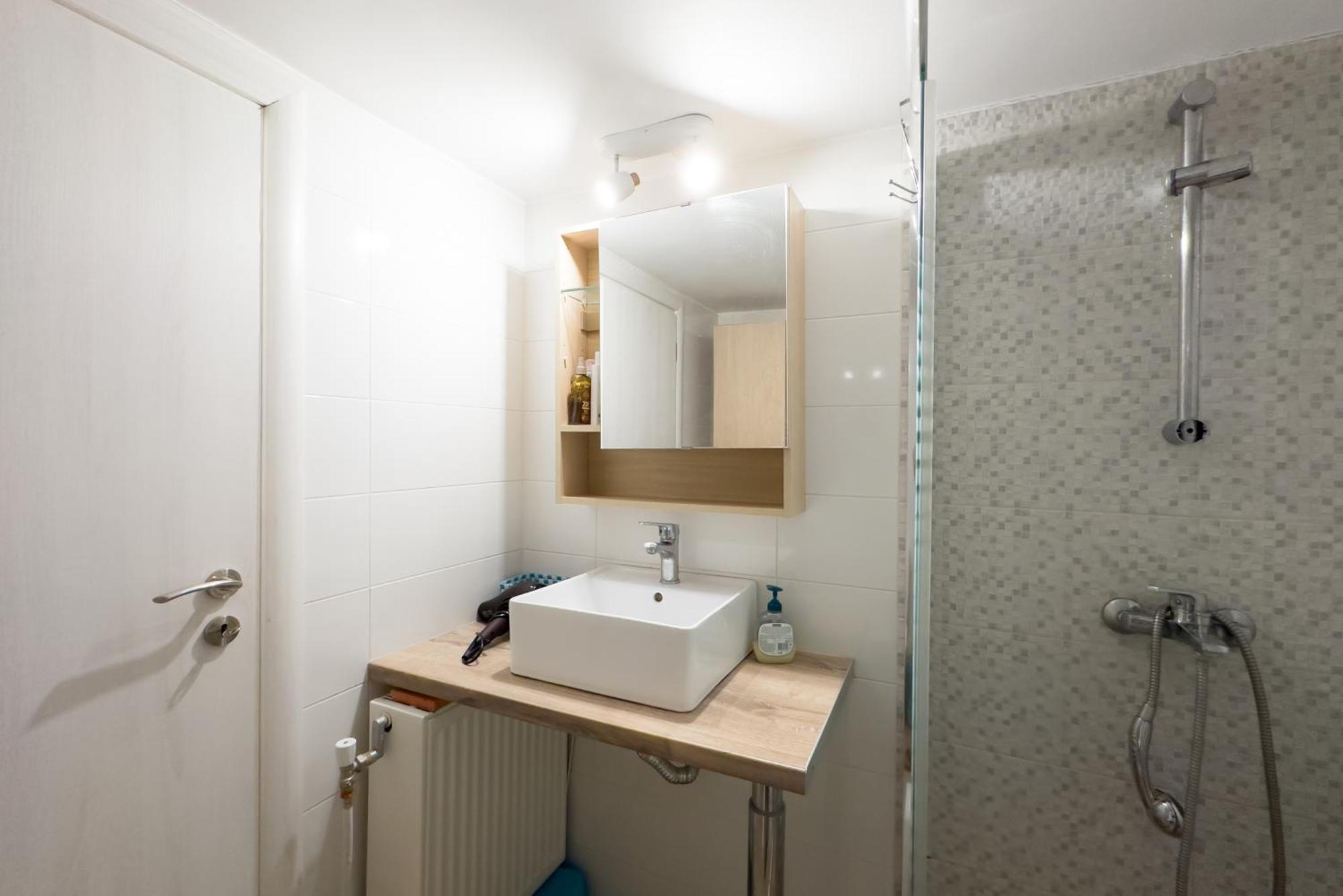 Urban Comfort Apt Near Downtown Atenas Exterior foto