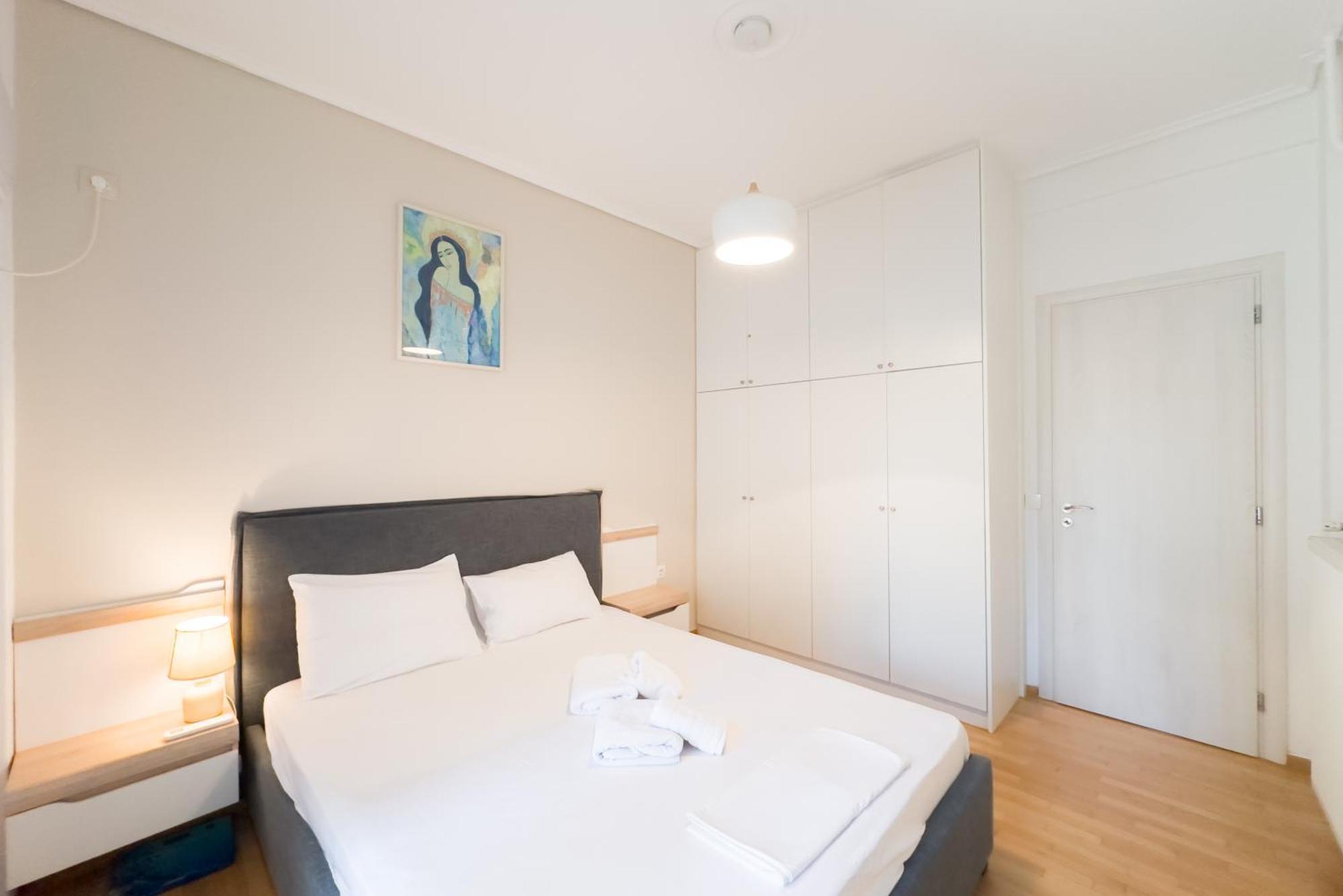Urban Comfort Apt Near Downtown Atenas Exterior foto
