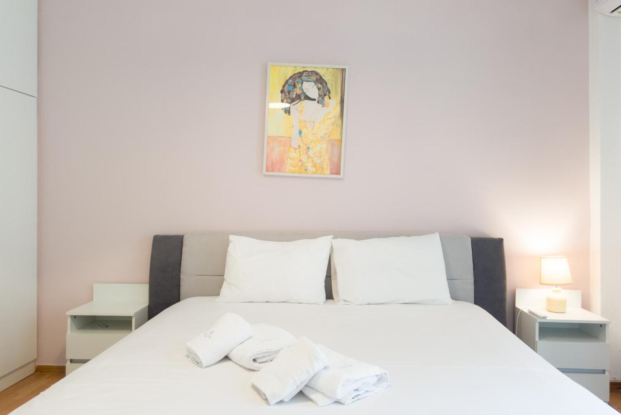 Urban Comfort Apt Near Downtown Atenas Exterior foto